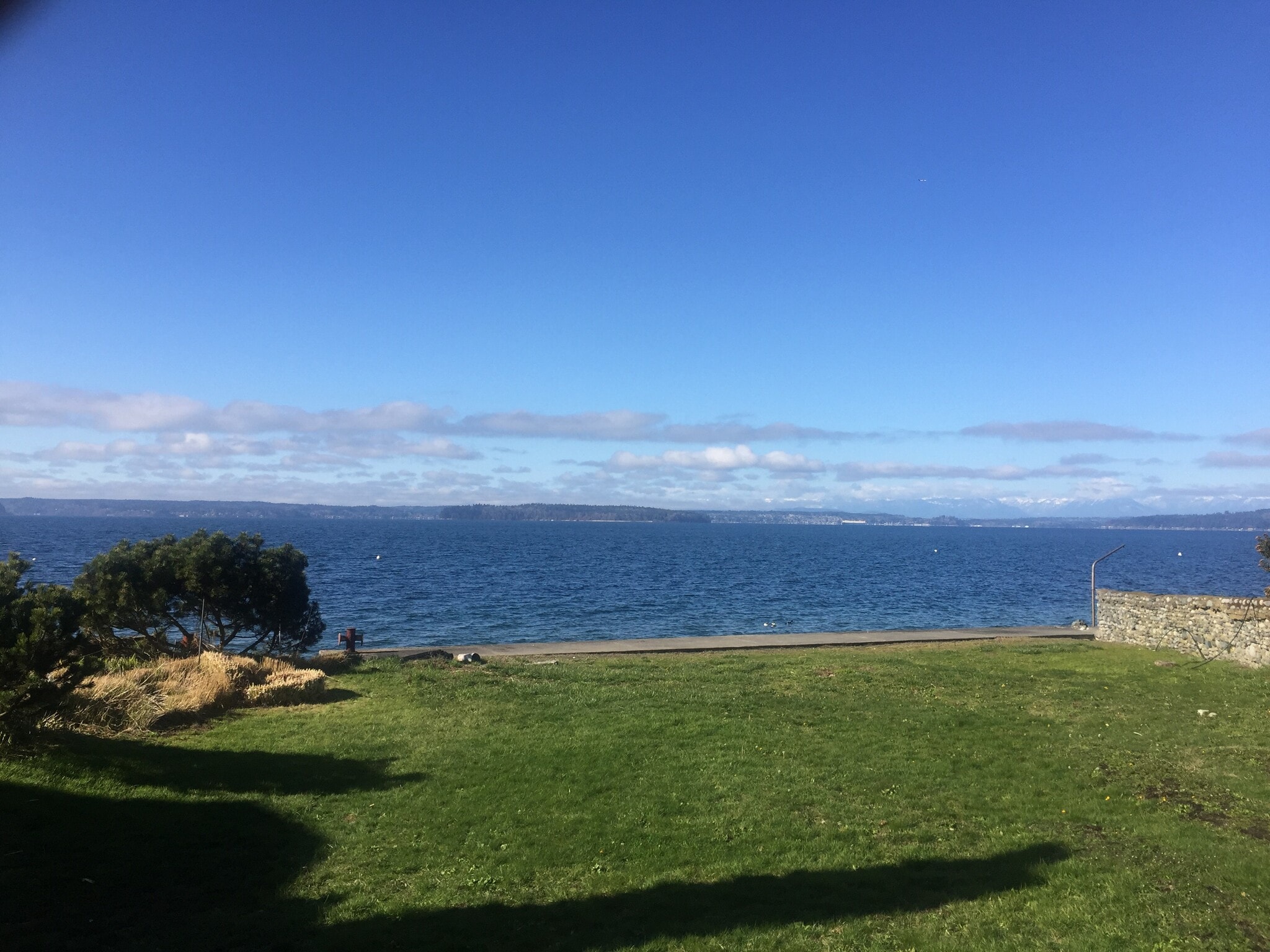 Waterfront Access - 6537 Beach Dr SW