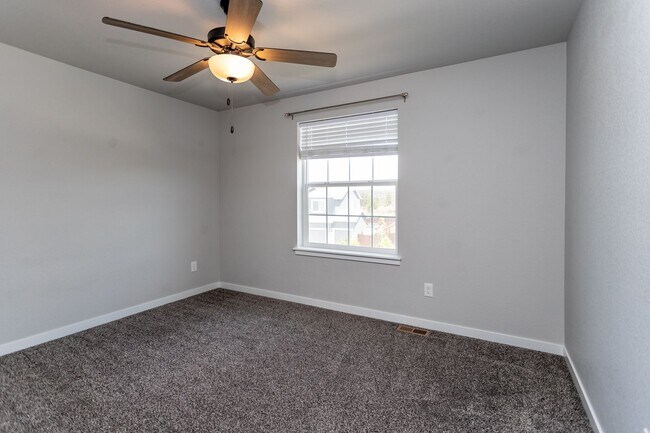 Building Photo - Spacious 5-Bedroom Home with Finished Base...