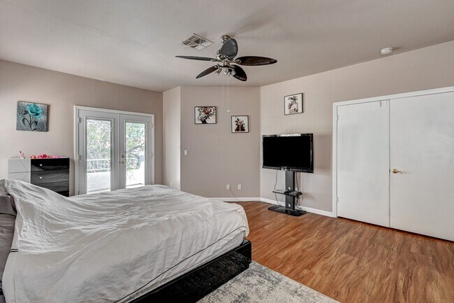 Building Photo - Stunning Fully Remodeled 5-Bedroom Home with Private Pool, FREE SOLAR INCLUDED, Huge Loft, Solar ...