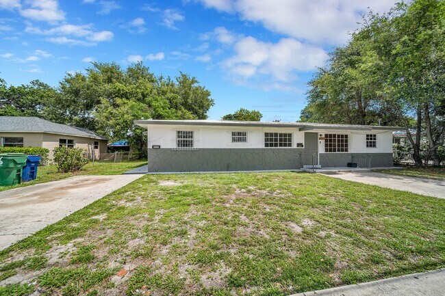 Building Photo - 2125 NW 91st St