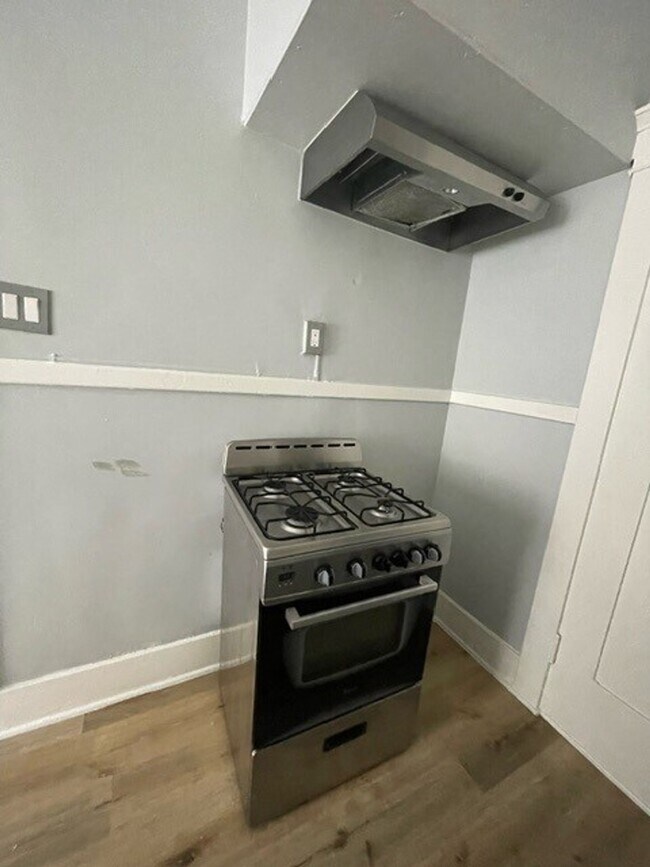 Floorplan - 636 Chestnut Avenue