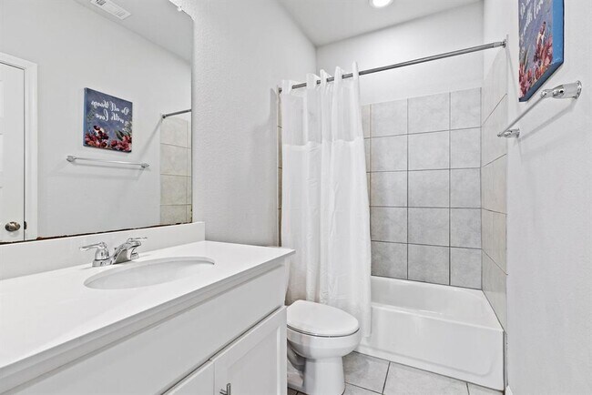 Building Photo - 241 El Dorado Rd