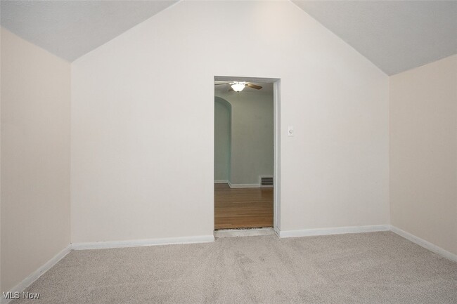 Building Photo - 1718 Maywood Rd