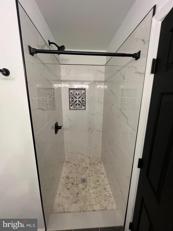 Building Photo - 1706 McCulloh St