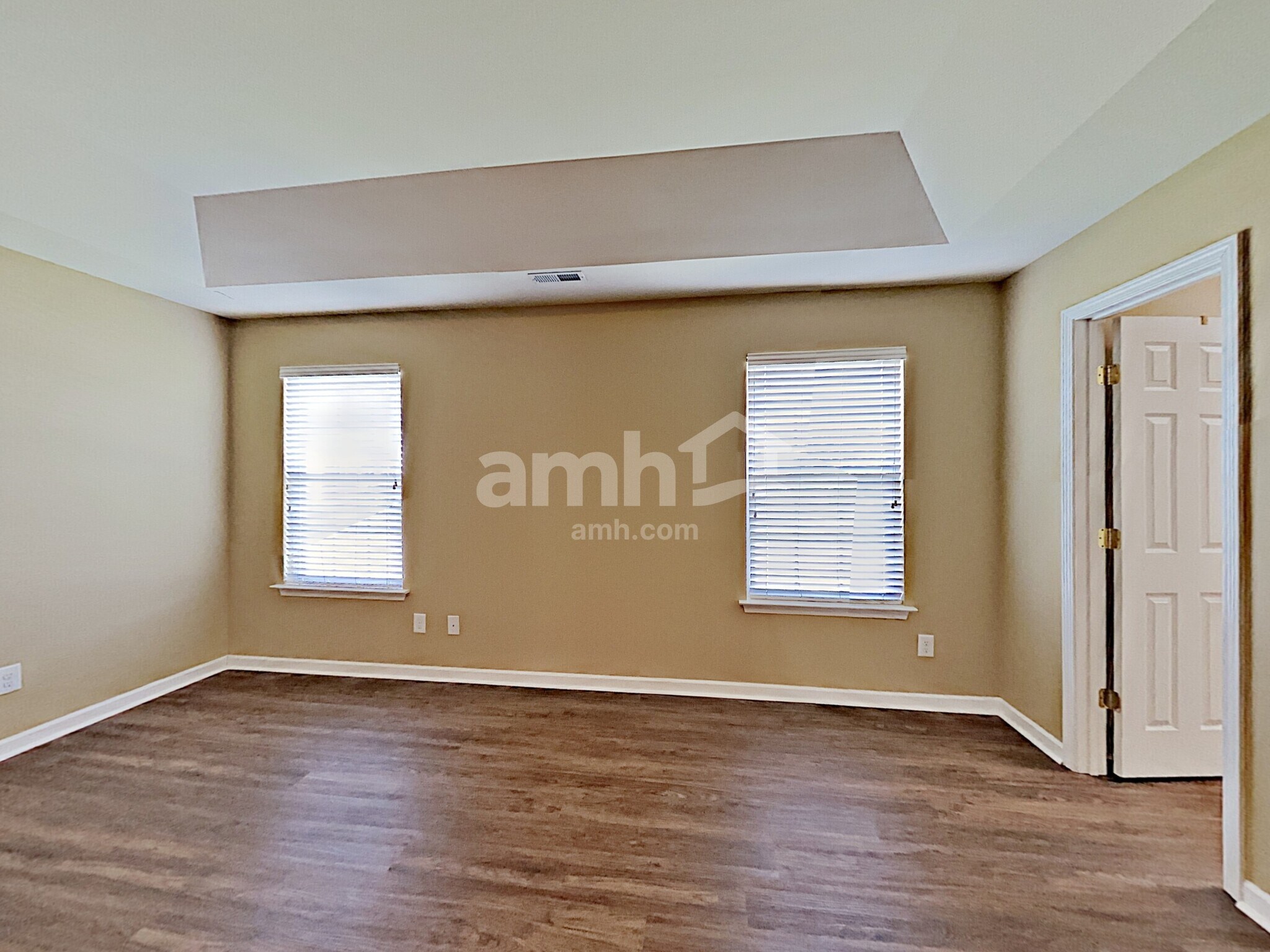 Building Photo - 4027 Cadence Dr