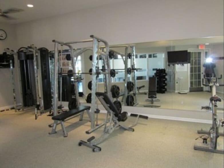 Building Photo - 1549A N Van Dorn St