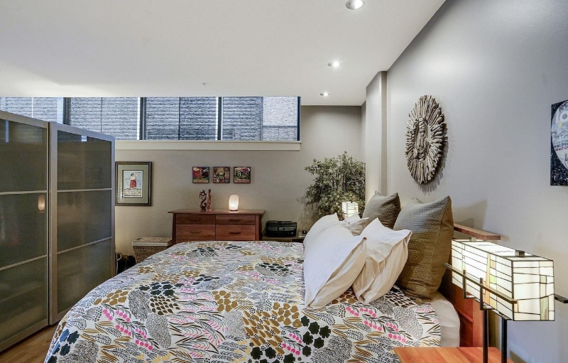 Building Photo - 136 SW Washington Ave