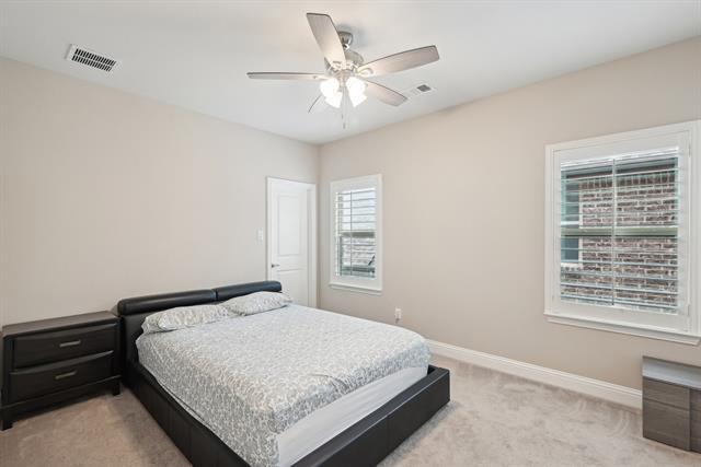 Building Photo - 6809 Royal View Dr
