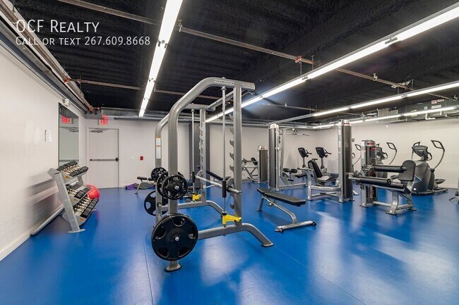 Building Photo - 224 Church St