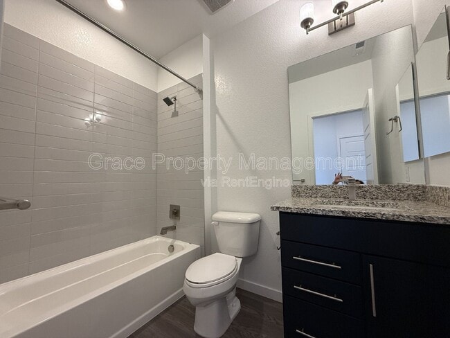 Building Photo - 6387 Moore Ct