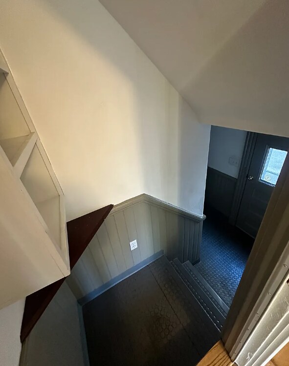 Building Photo - 28 Montfern Ave