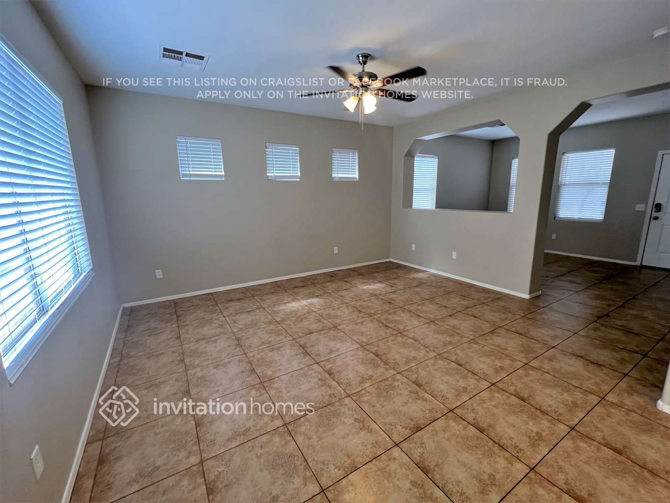 Building Photo - 10621 E Plata Ave