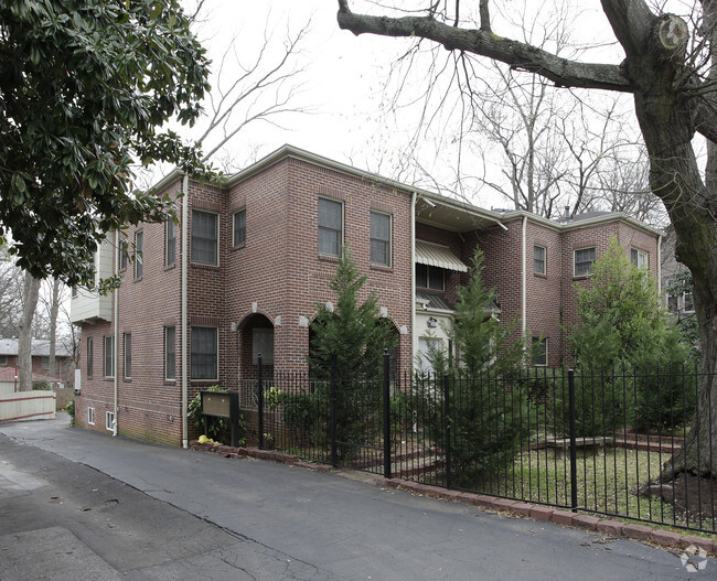 Primary Photo - 3548 E Main St