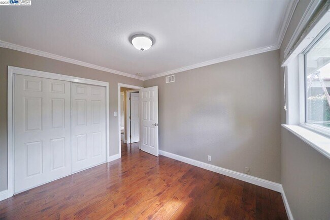 Building Photo - SERENE SYLVAN SANCTUARY - 4 Bed/2 Bath Home w/Private Pool - FREMONT