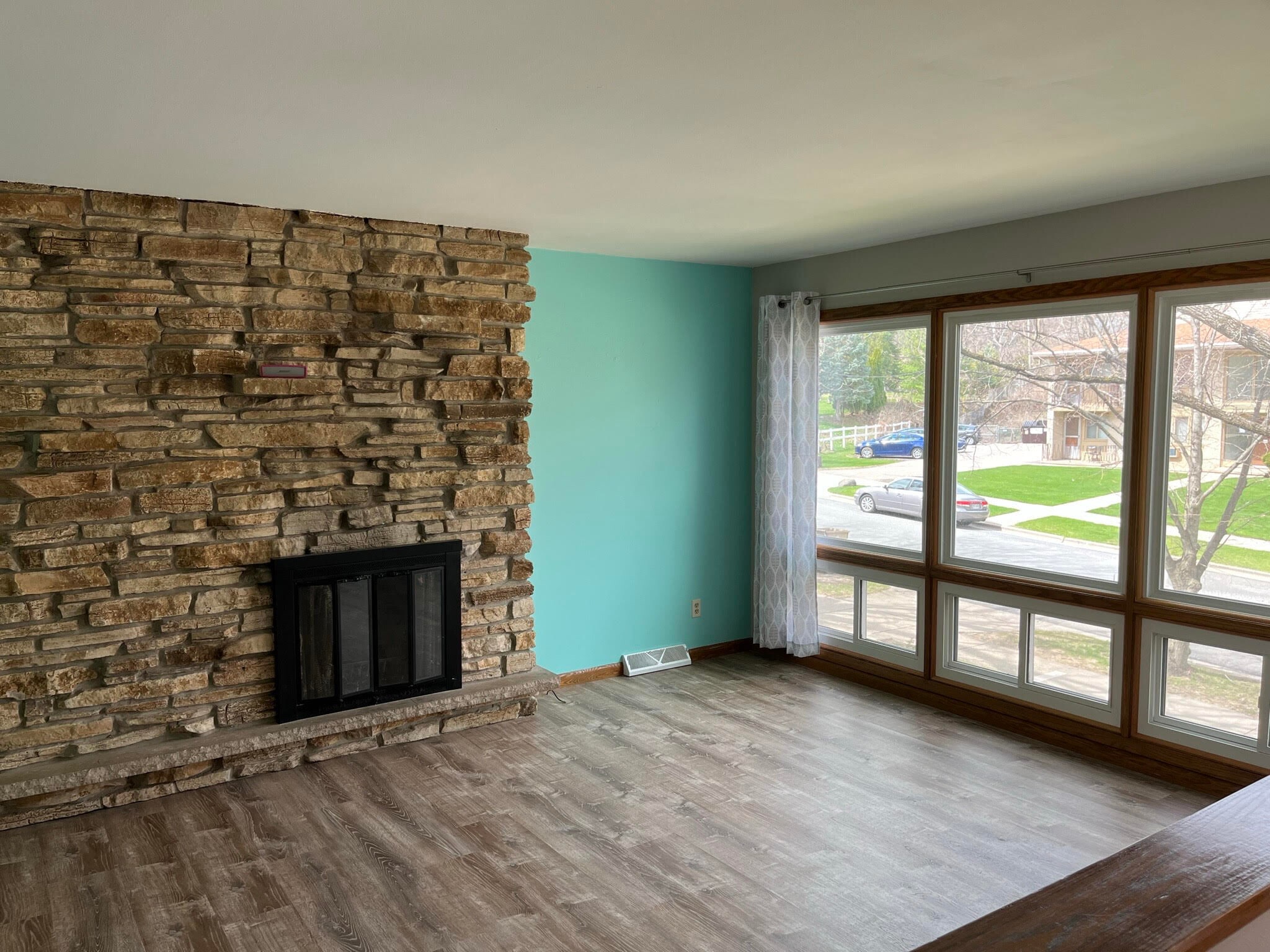 Living Room UL - 3001 Ashford Ln