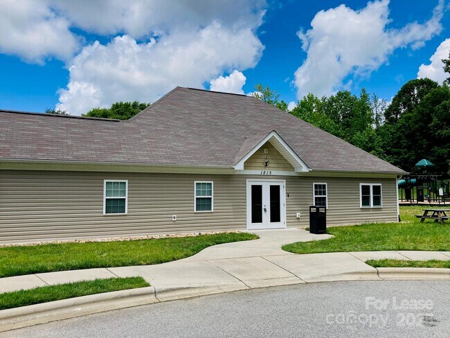 Building Photo - 6270 Durango Way