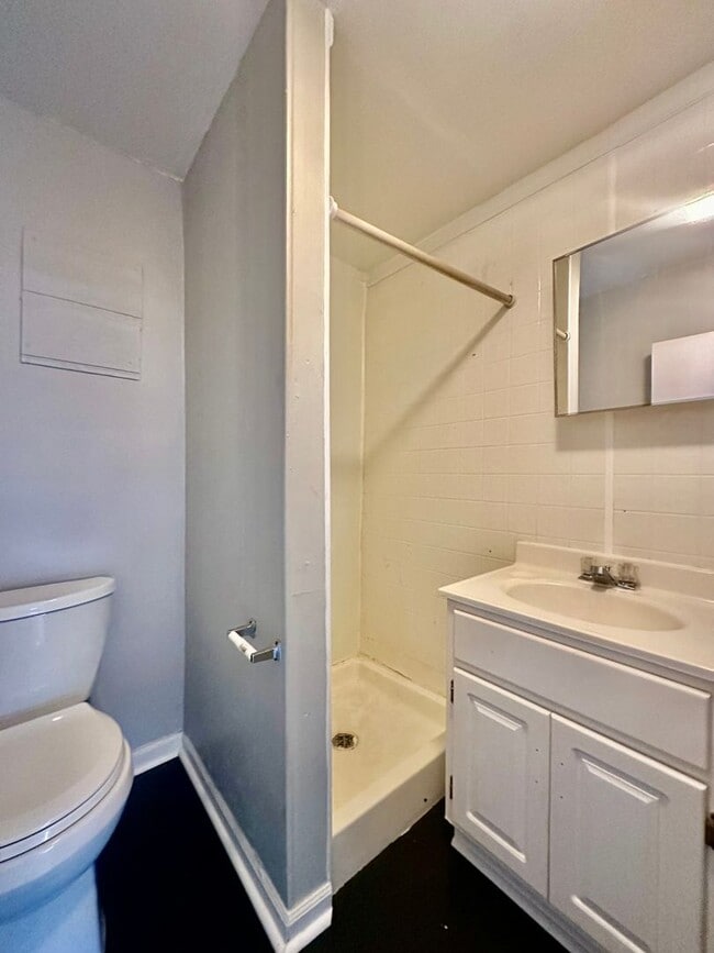 Building Photo - Cute 2 Bed 2 Bath Home for Rent.