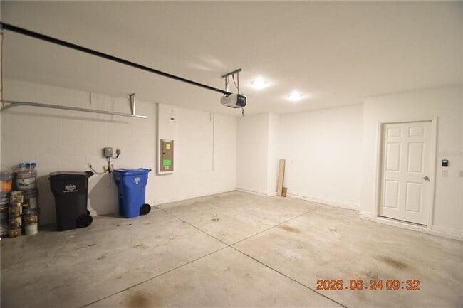 Building Photo - 14468 Meadow Bird Ave