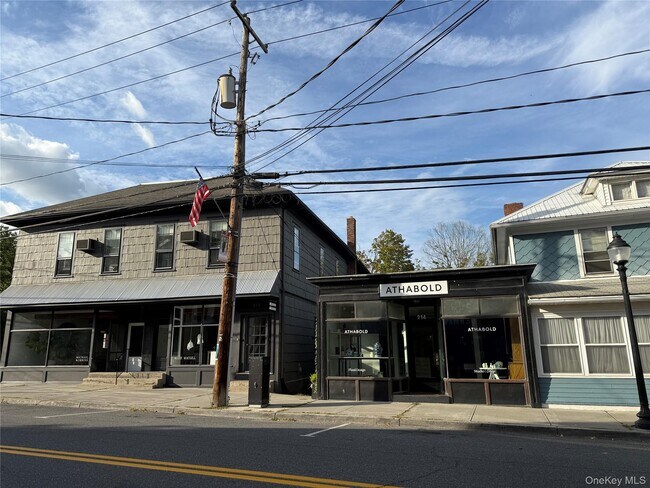 Building Photo - 26 Main St