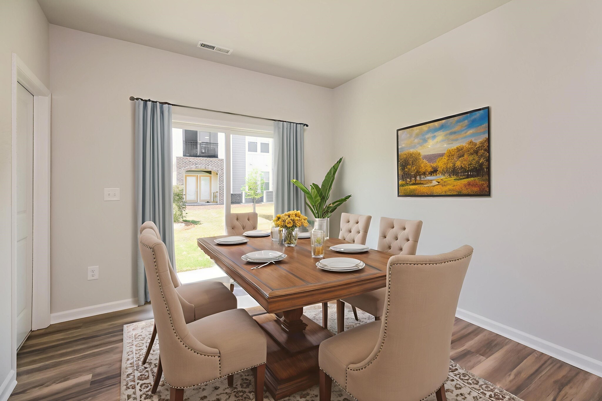 Building Photo - 7251 Bellacroft Dr