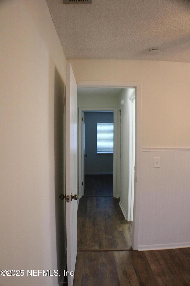 Building Photo - 10315 Docksider Dr E