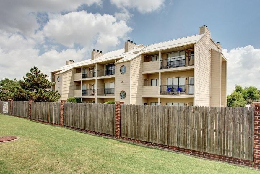 Eagle Crest Apartments 10400 N Council Rd Oklahoma City OK 73162