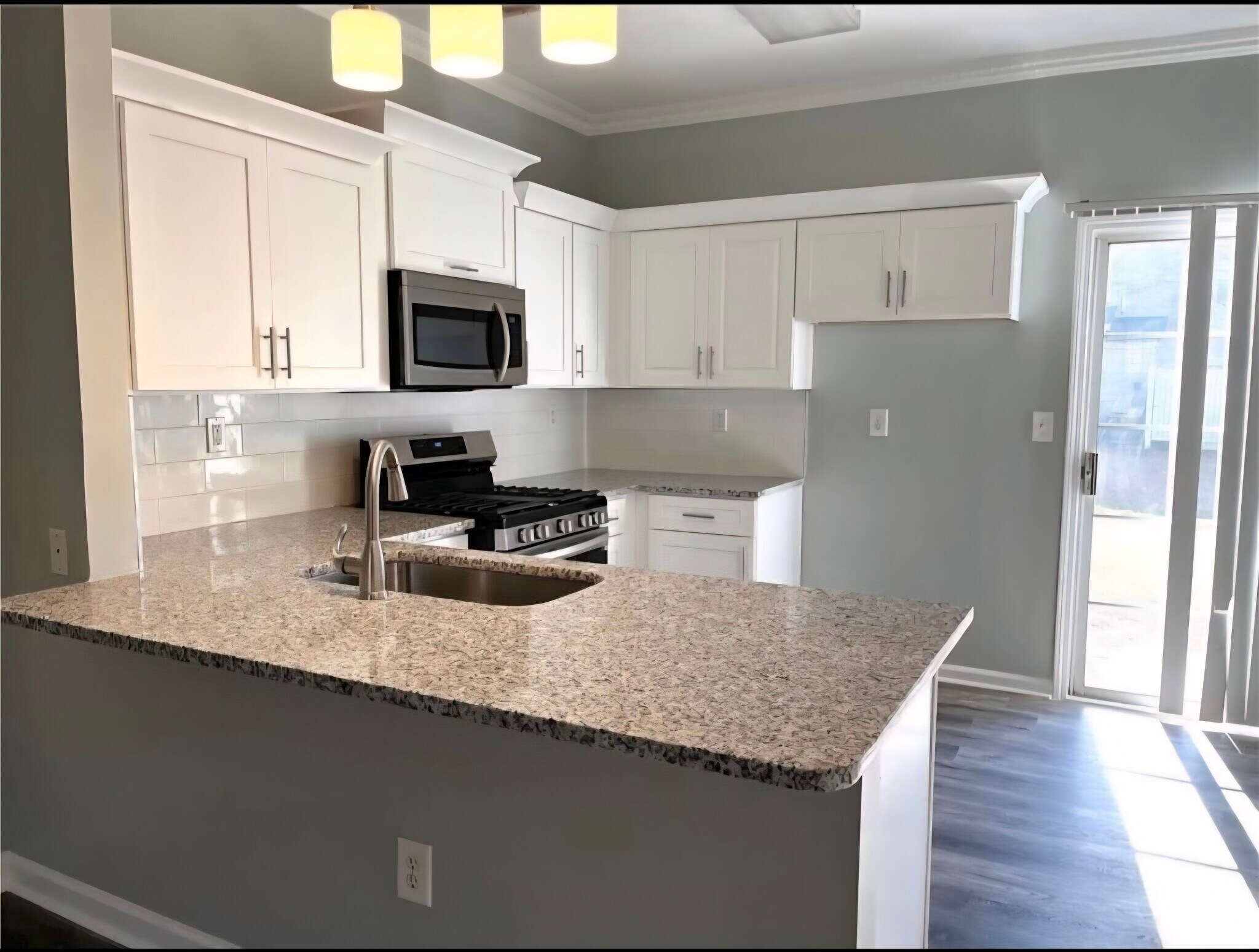 Building Photo - 3383 Hidden Cove Cir