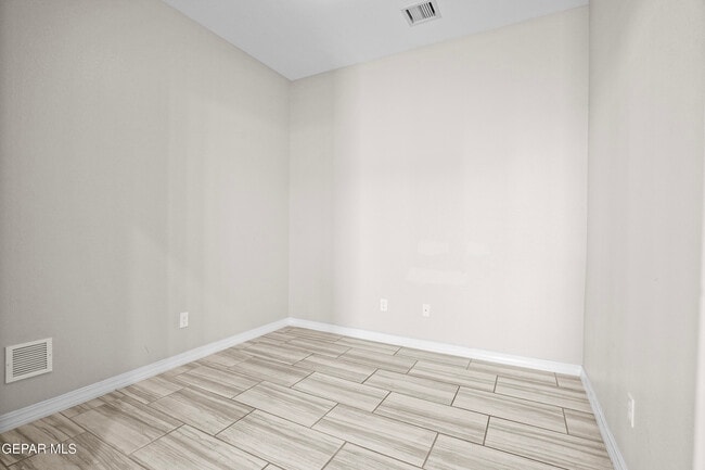 Building Photo - 408 Indigo Ct