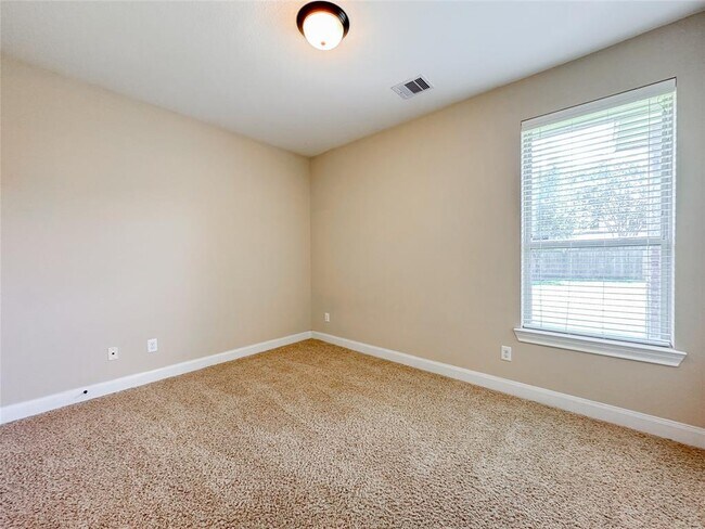 Building Photo - 83 Buck Trail Pl