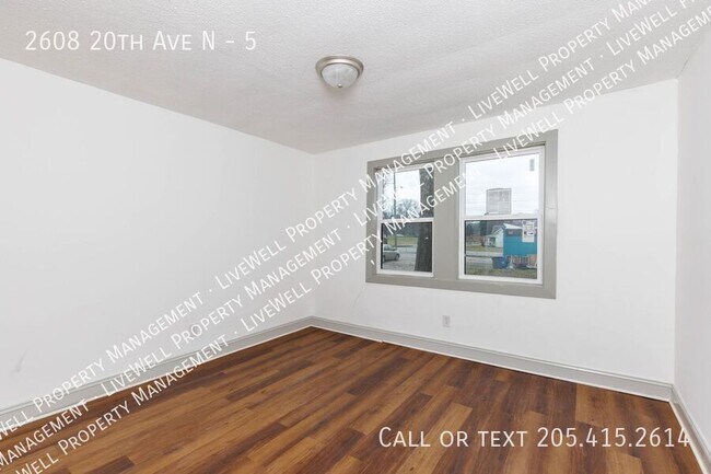 Building Photo - 2608 20th Ave N