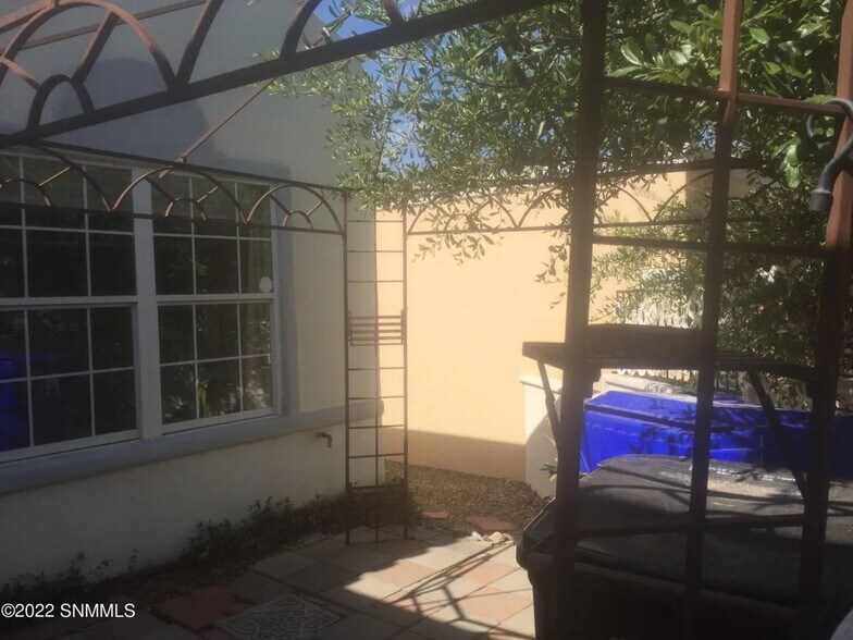 Building Photo - 2232 San Felipe