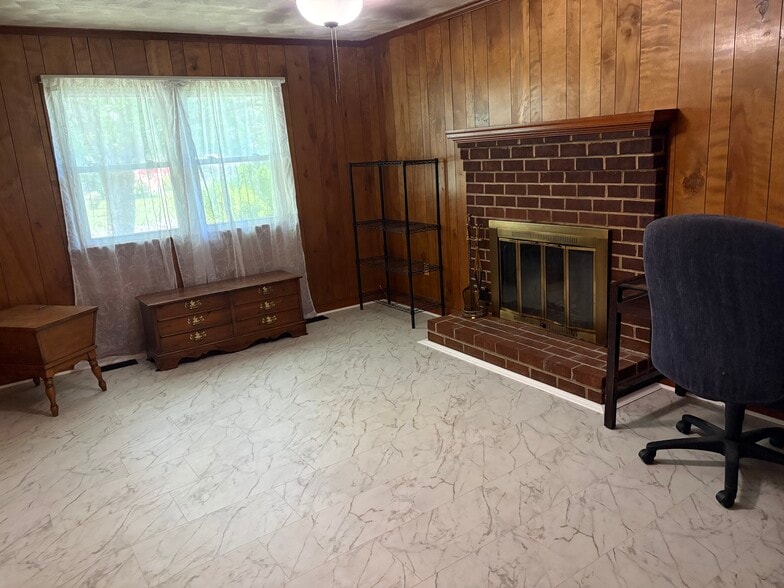 Multipurpose room - 3721 Winterhaven Rd