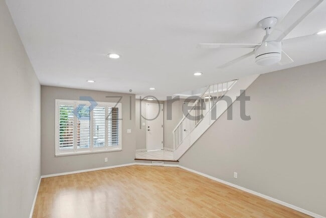 Building Photo - 502 Pine Wood Ln