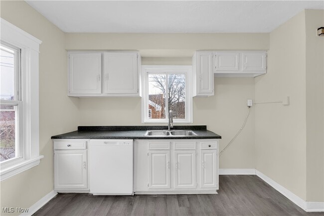 Building Photo - 977 Yellowstone Rd