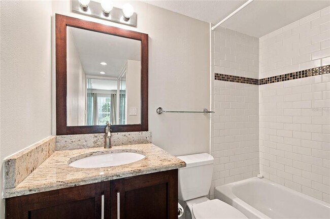Building Photo - 3325 Bayshore Blvd