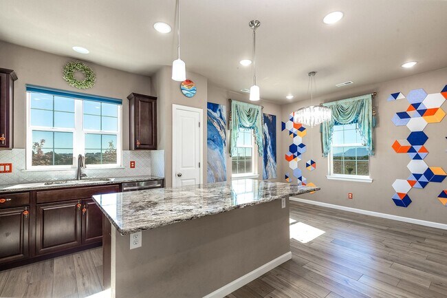 Building Photo - Townhouse For Rent - Wolf Ranch
