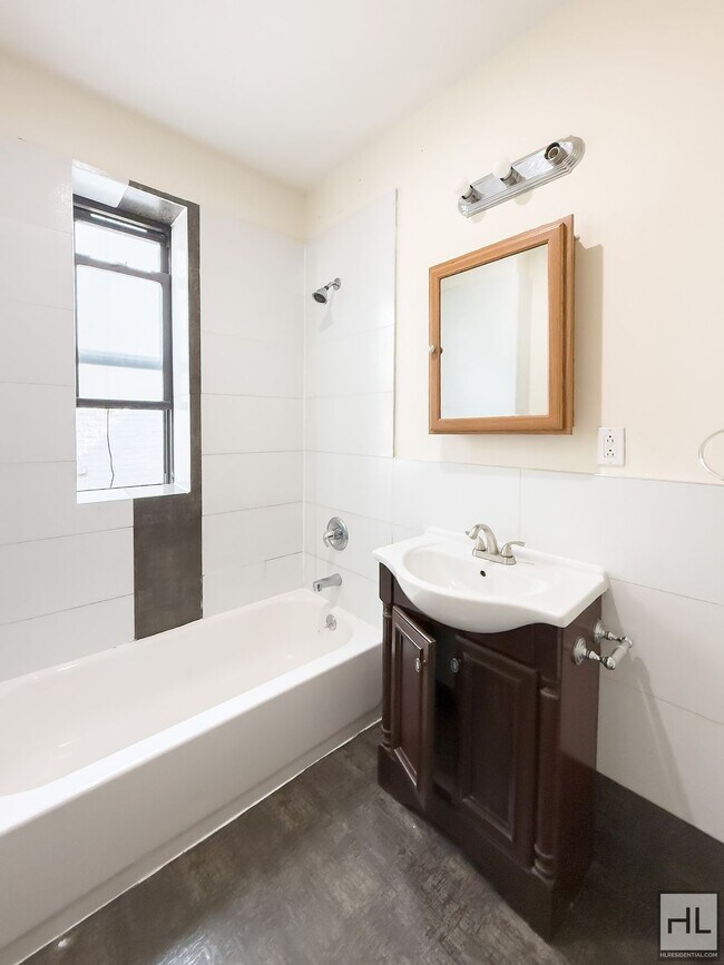 Building Photo - NOSTRAND AVENUE / Spacious 4-bed, 1-bath /...