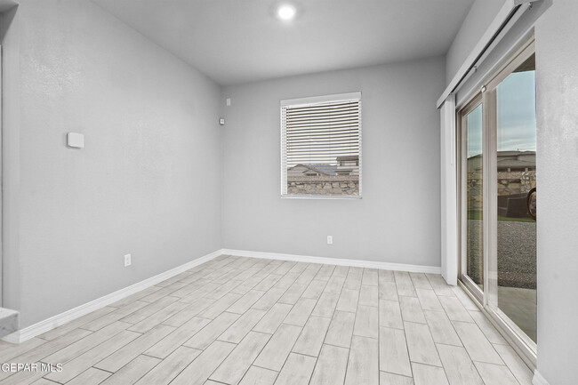 Building Photo - 11133 Blazing Star Pl