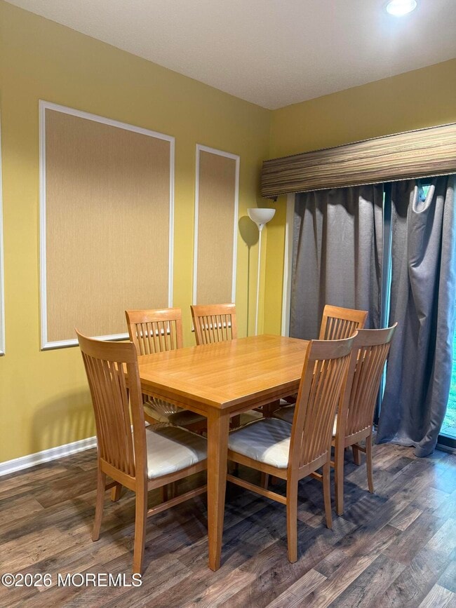 Building Photo - 707 Hatchery Ct