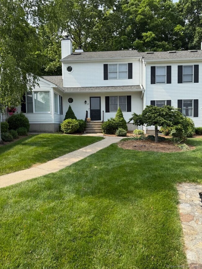 Building Photo - 319 Thomaston Rd