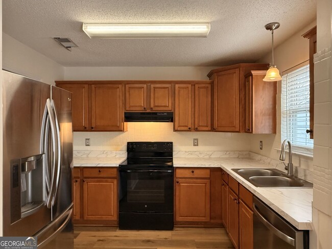 Building Photo - 342 Cottonwood Creek Cir