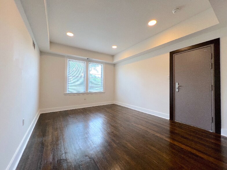 Building Photo - 2835 23rd St