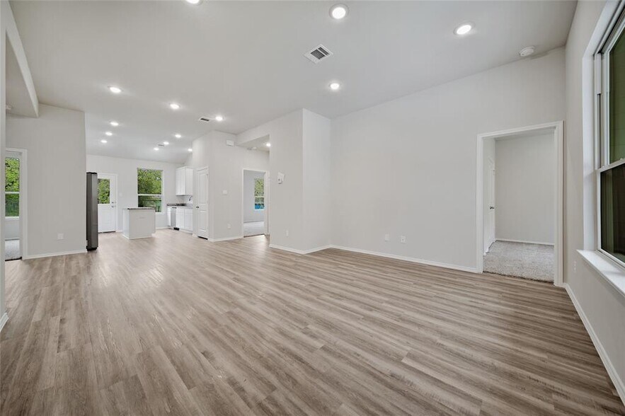 Living Room - 16502 Piper Ln