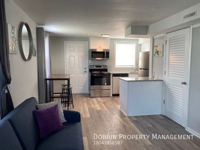 Building Photo - 510 W Fells St