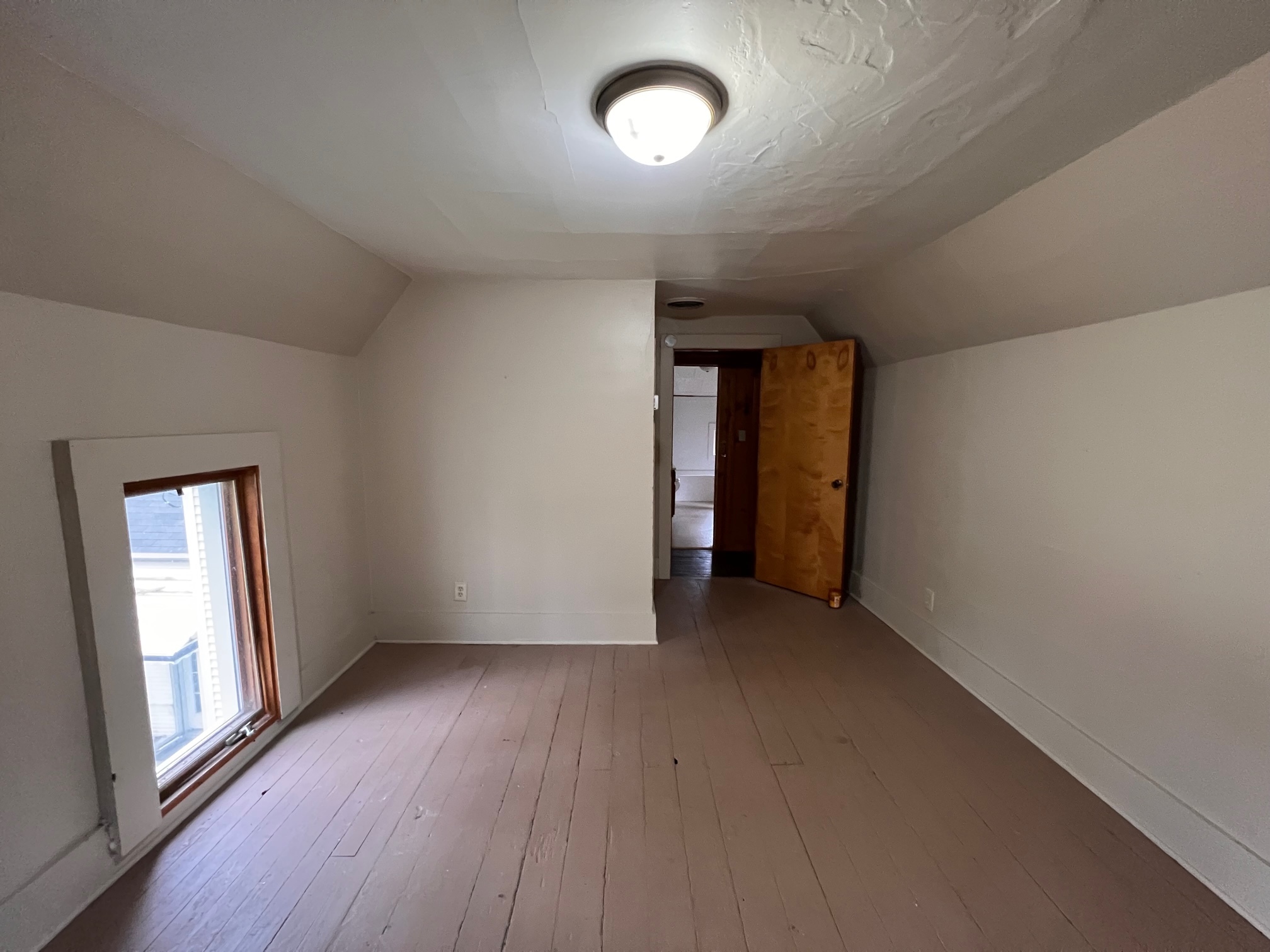Building Photo - 1428 Cass St
