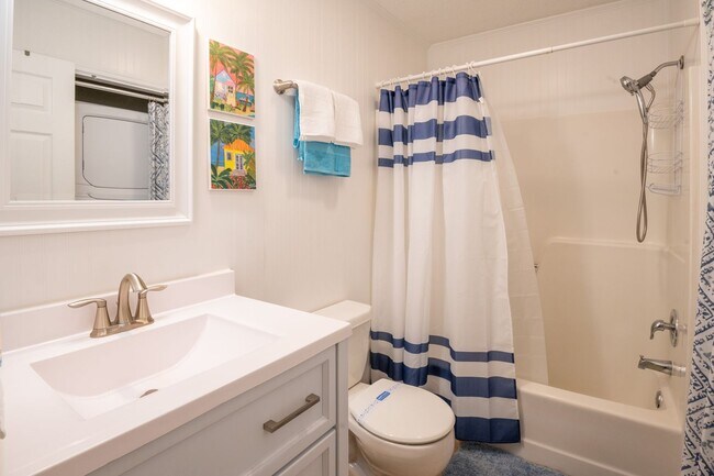 Building Photo - OFF-SEASON MONTHLY RENTAL - ESCAPE THE WIN...