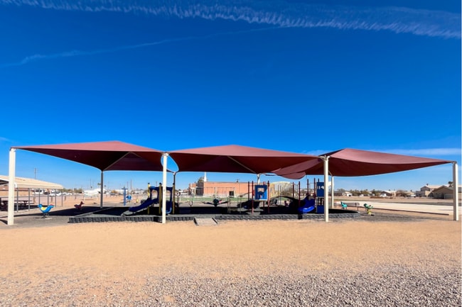 Building Photo - 2Bed/1.5Bath House in Arizona City! Ready for Immediate Move-In! -- RV GATE! NO HOA!