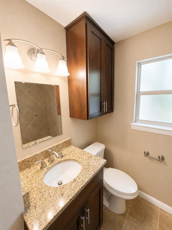Building Photo - 5410 Downs Dr
