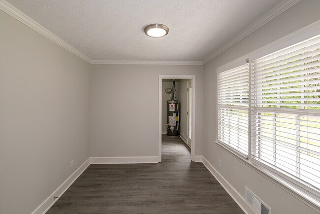 Building Photo - 4143 Meadow Way