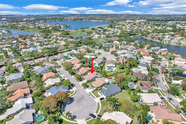 Building Photo - 358 SW 163rd Ave